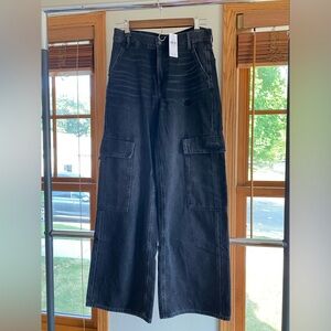 NWT American Eagle Baggy Black Cargo Jeans Sz 2S